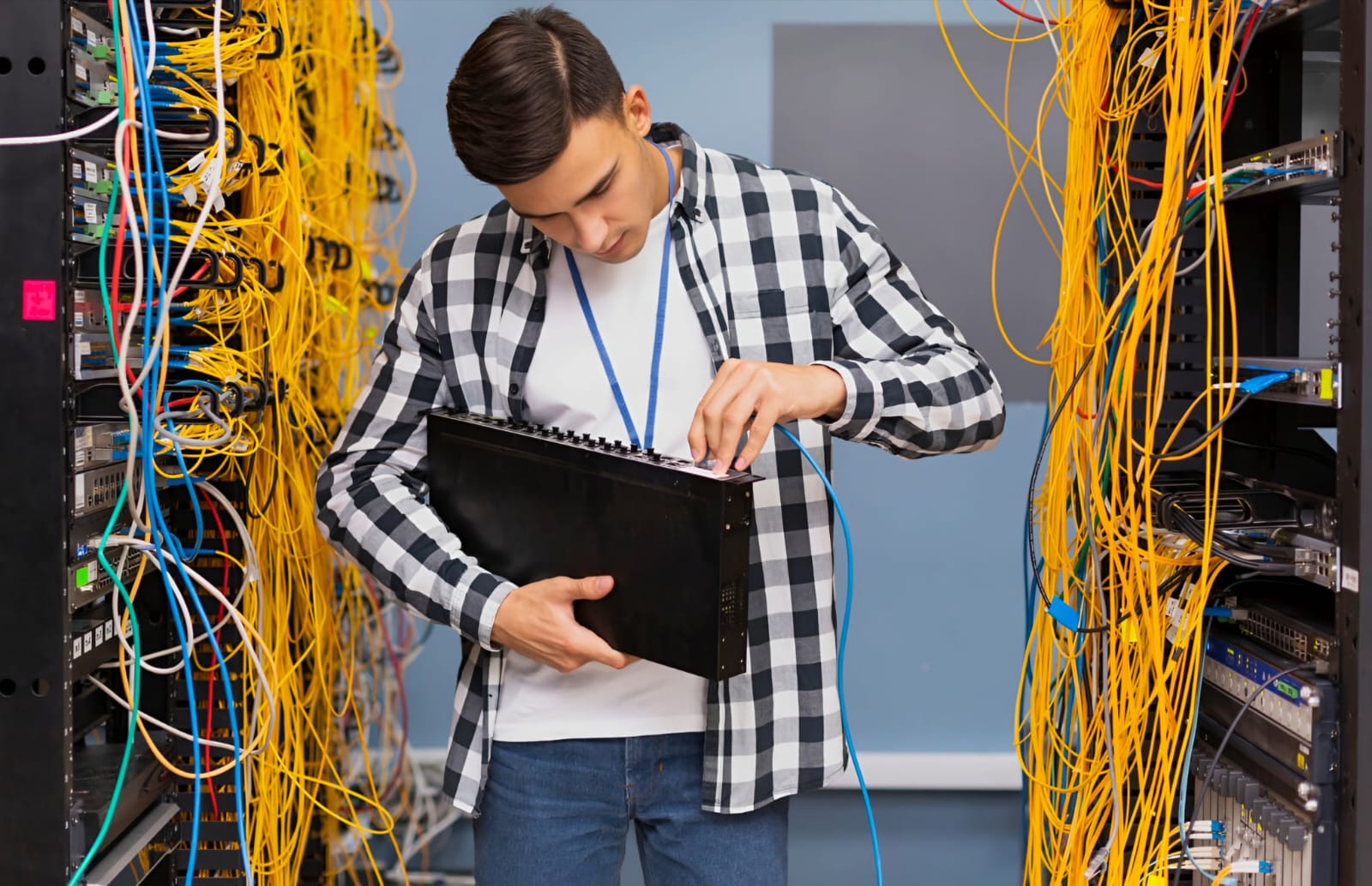Top Networking Tips for IT Admins in 2025-thetecmagazine