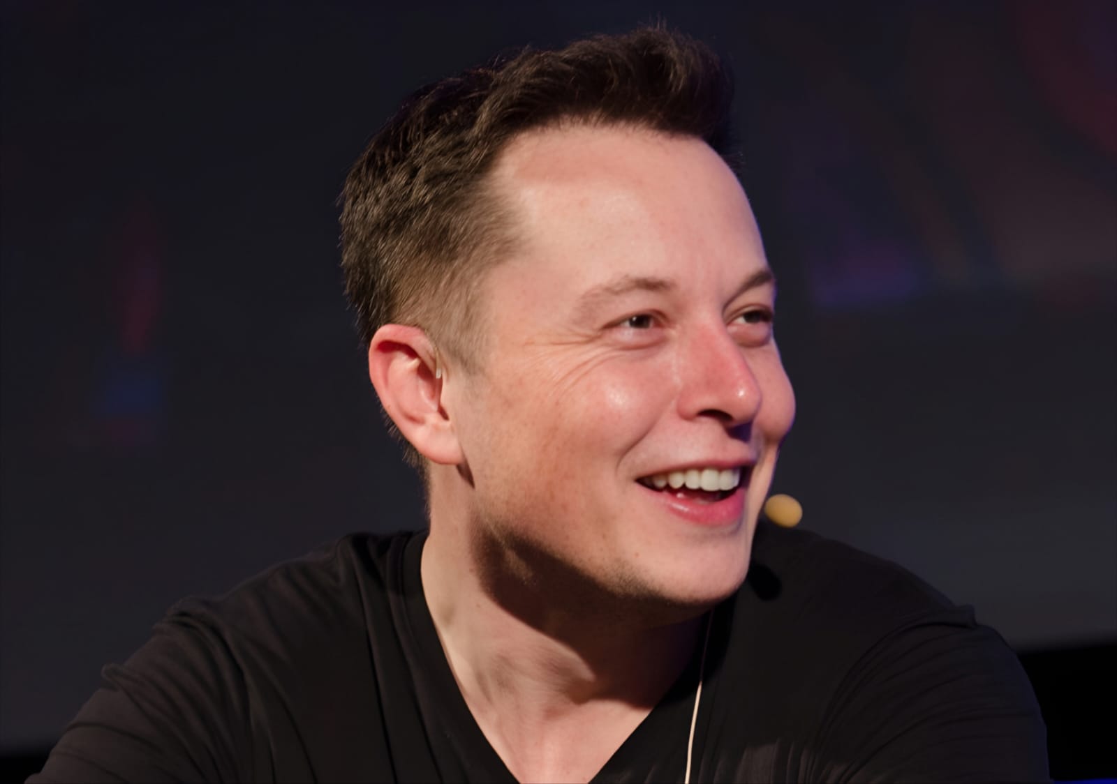 How Elon Musk Is Transforming the Technological Landscape in 2025